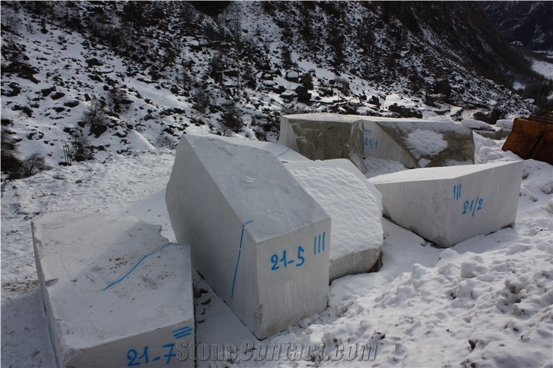 Alpensilber - Cresciano Granite Iragna Quarry
