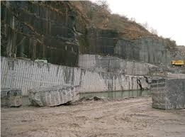 Blumaggia and Maggia Vellutos Quarry
