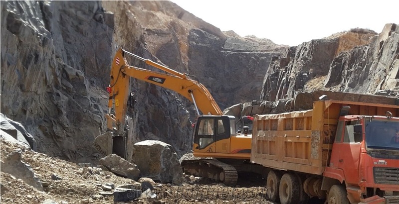 Fengzhen Black Granite quarry