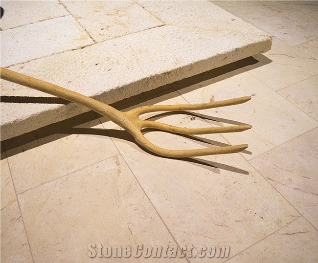 Maronia Beige Quarry