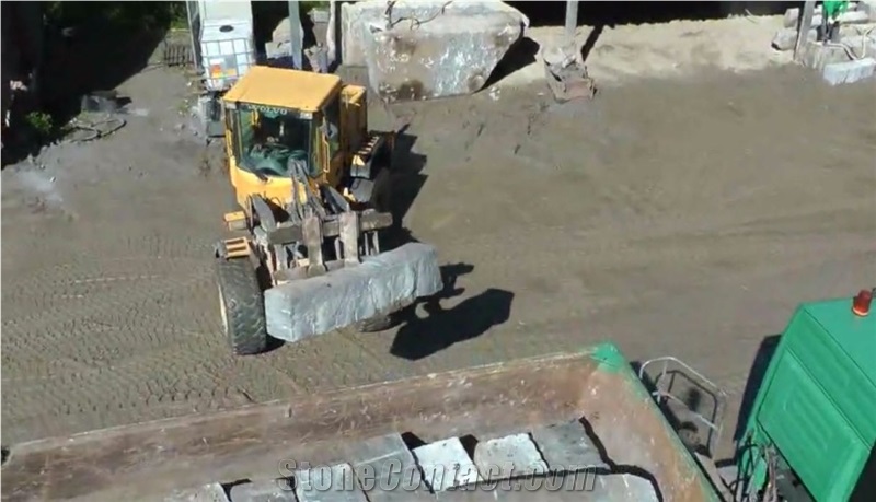 Calanca Gneiss Quarry
