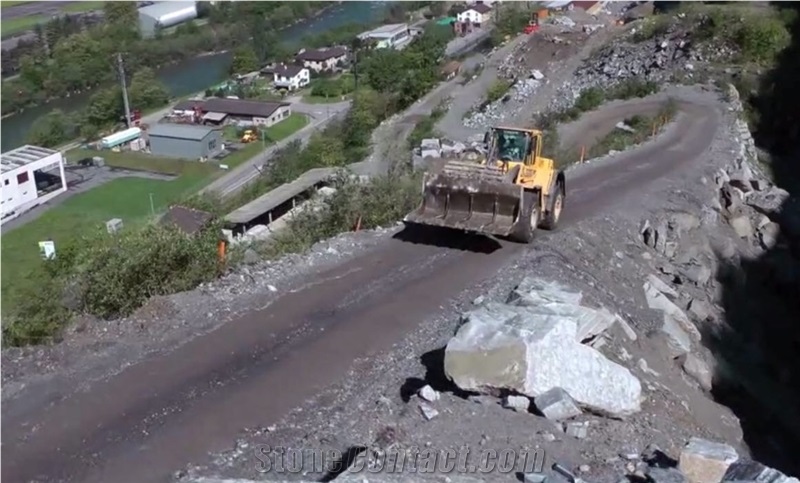 Calanca Gneiss Quarry