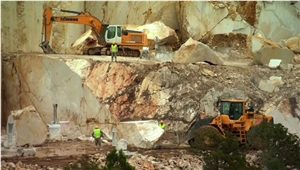 Lotus Cream Marble Quarry