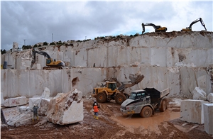 Spartan Beige Marble Quarry