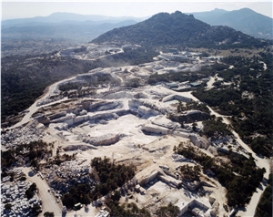 Blanco Cristal Granite Quarry