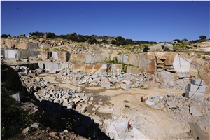 Negro Tezal Granite Quarry