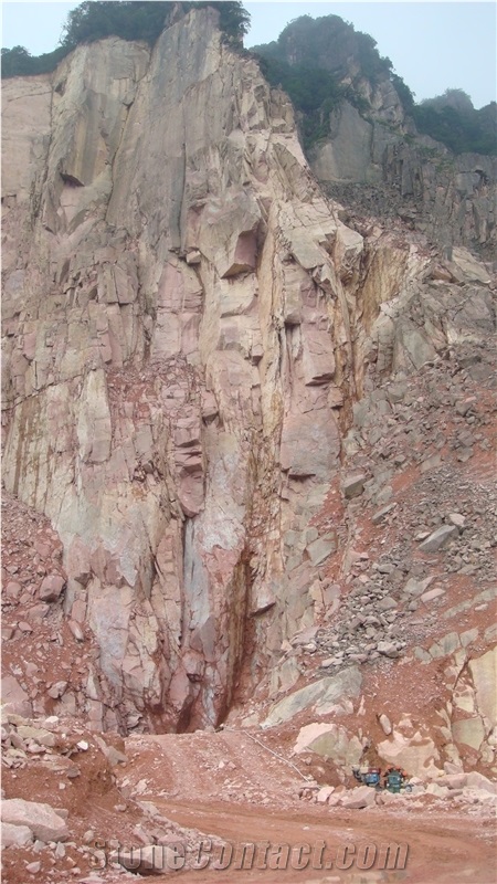 Asia red granite quarry