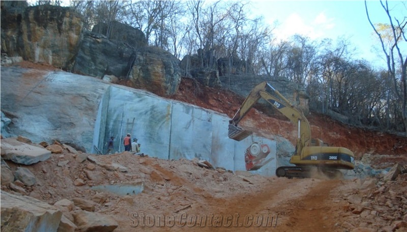 English Oak Green Quartzite Quarry