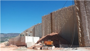 New Venetian Gold Granite Quarry