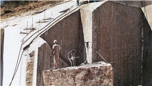 Summer Light Granite Quarry