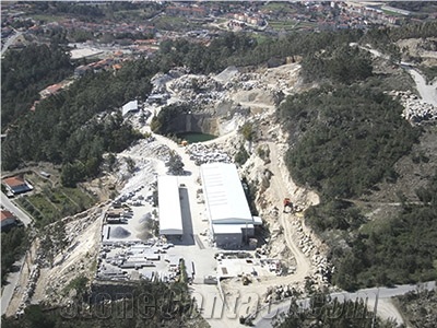 Azul Alpendurada Granite Quarry