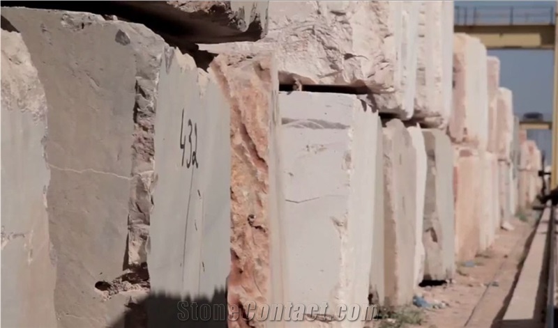 Al Suwaiq Marble Quarry
