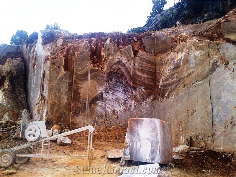 Crocodile Beige Marble Quarry