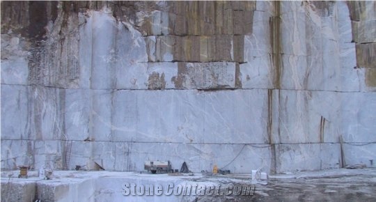 Fior di Pesco Carnico Marble Quarry