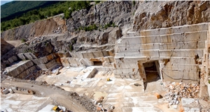 Lipica Fiorito Limestone Quarry Lipica Fiorito Limestone Quarry