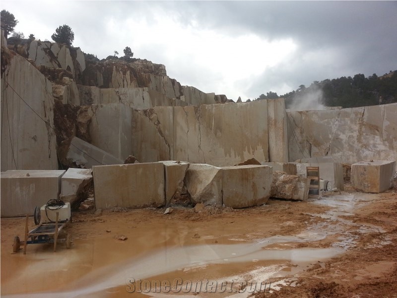 Crema Latte Beige Marble Diyarbakir Quarry