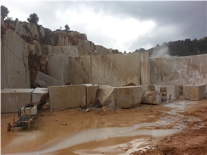 Crema Latte Beige Marble Diyarbakir Quarry Crema Latte Beige Marble Diyarbakir Quarry
