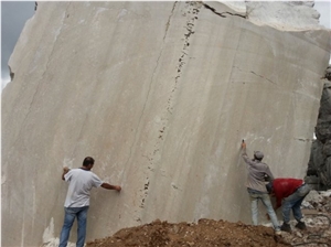 Phoenicia Beige Limestone Quarry