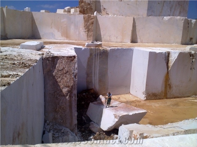 Skyros Silver Light Marble Quarry