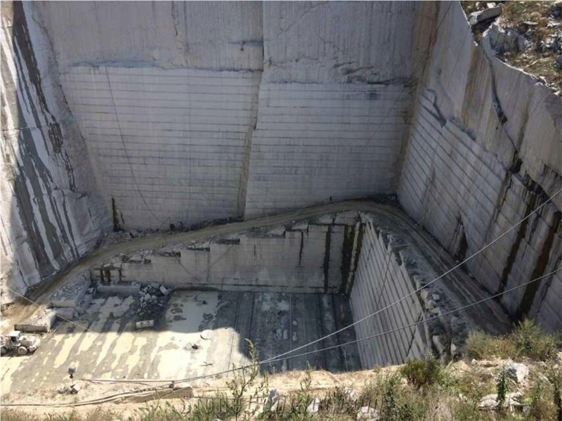 G383 Cheap Grey Granite Quarry