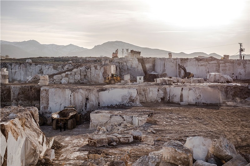 Classic Silver Travertine Quarry