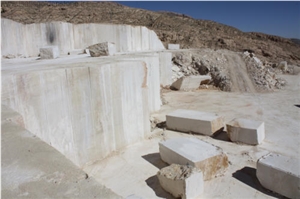 Isatis Cream Marble Golden Stone Marble Quarry