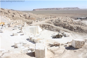 Isatis Cream Marble Golden Stone Marble Quarry