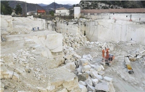 Travertino Nuvolato Corneto Acquasanta Terme Quarry