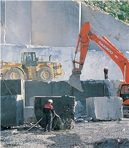Black Pearl Marble Diyarbakir - Cermik Quarry