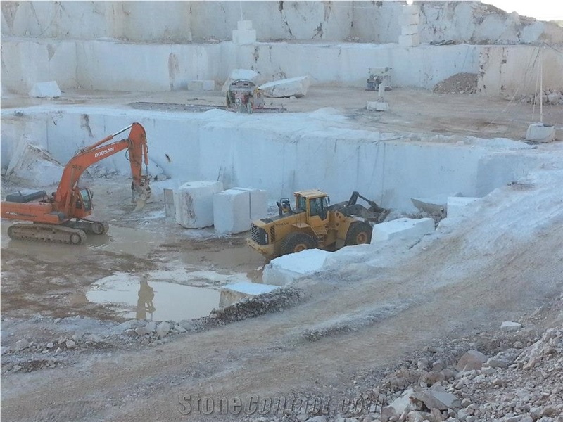 Cream Karaman Marble - Premium Gray Marble Quarry