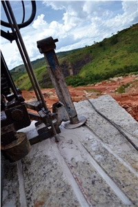 Dallas White Granite - Branco Dallas Granite Quarry