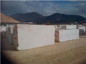 Crema Marfil Coto Marble Quarry
