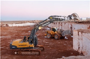 Blanco Platinum-Blanco Standard-Blanco Classic Travertine Quarry