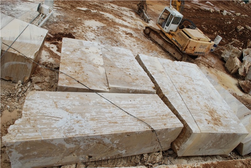 Eurotravertine Beige Skra Travertine Quarry