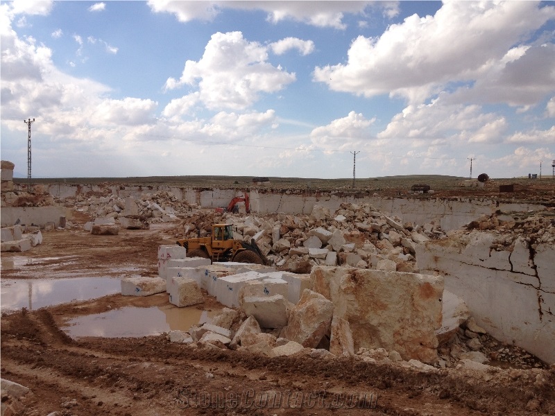 Konya Light Travertine Quarry