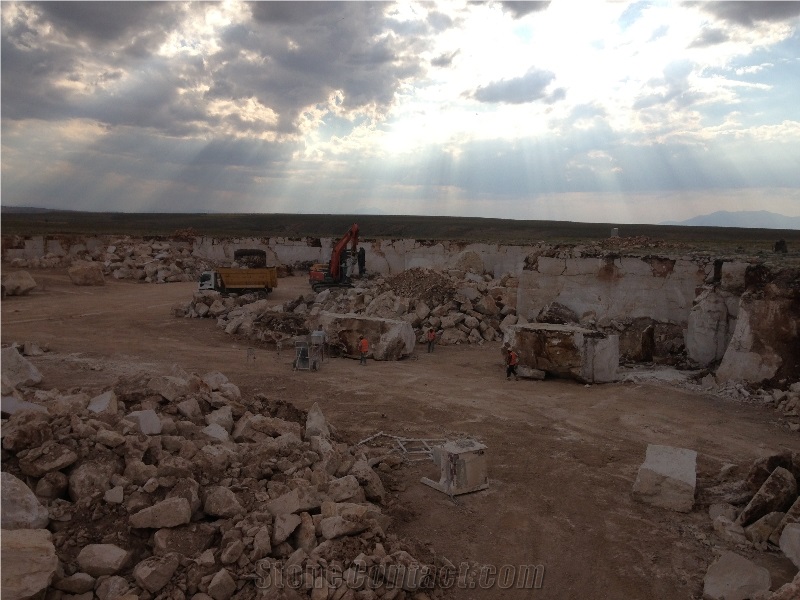 Konya Light Travertine Quarry