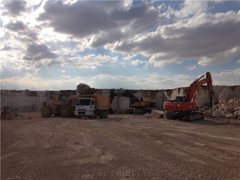 Konya Noce Travertine - Noche Travertine Quarry