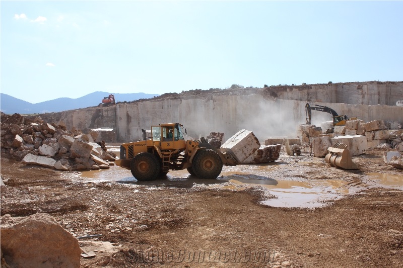 Scabella Travertine Quarry