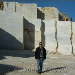 Turkey Calacatta Marble Quarry