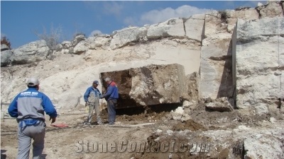 Poliche Krin Travertine Quarry