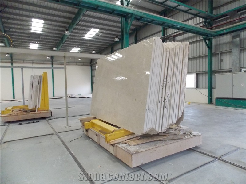 Ibri Beige Marble Quarry