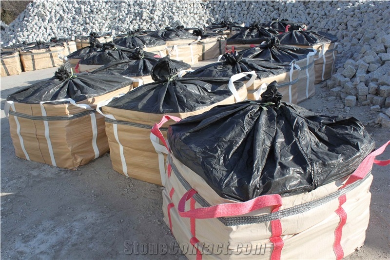 G359 Shandong Wendeng White Granite Split Cube Stone Light Grey Cobble Stone Cheap Price