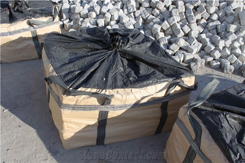 G359 Shandong Wendeng White Granite Split Cube Stone Light Grey Cobble Stone Cheap Price