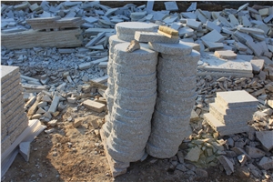 Garden Round Stone Paving Pallet Split Edges Natural Sides Cheap Price for Supermarket, White, Red, Yellow Colors