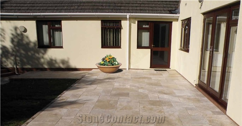 Classic Travertine Pavers 150x150x30mm, Beige Travertine Cube Stone, Floor Covering Australia