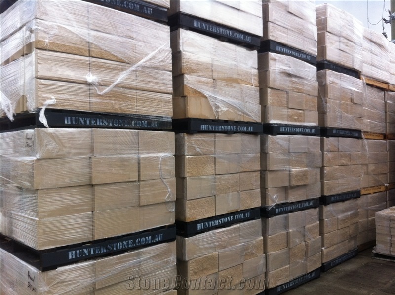 Ezywall: Retaining Wall Block-Ebony 400x225x200mm, Grey Basalt Rataining Wall