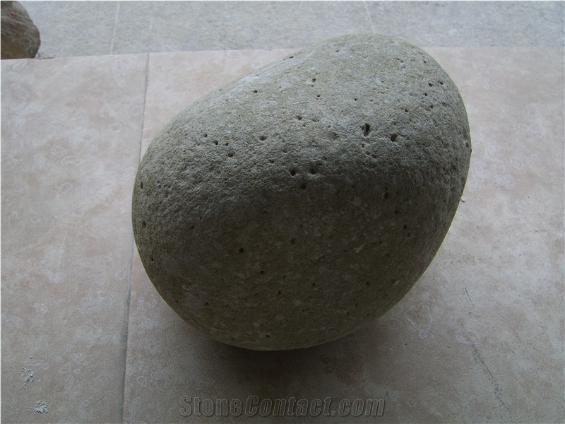 Black Honed Pebble Stone
