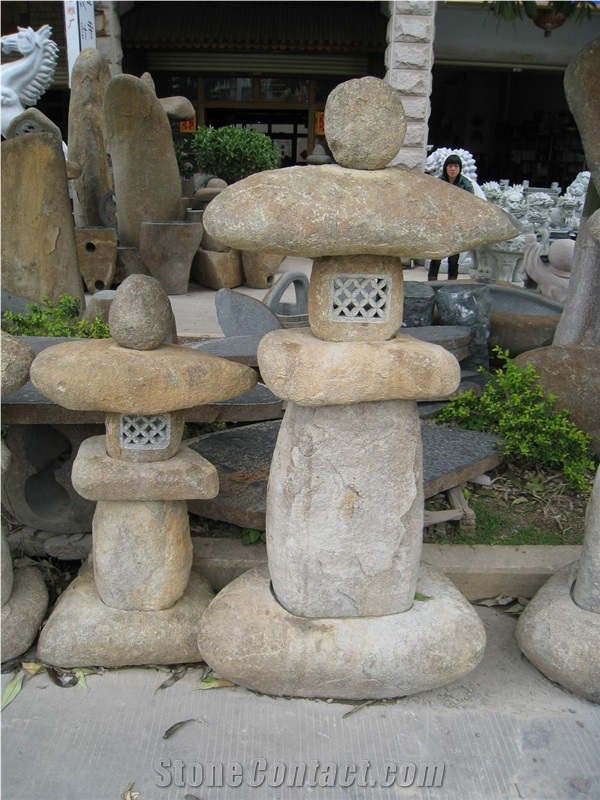 European Style Garden Brown Granite Lanterns