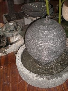 Small Scale Granite Water Fountain for Garden Decoration