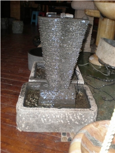 Small Scale Granite Water Fountain for Garden Decoration